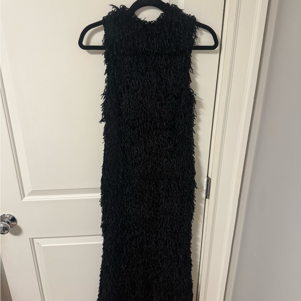 Elegant Black Sleeveless Dress